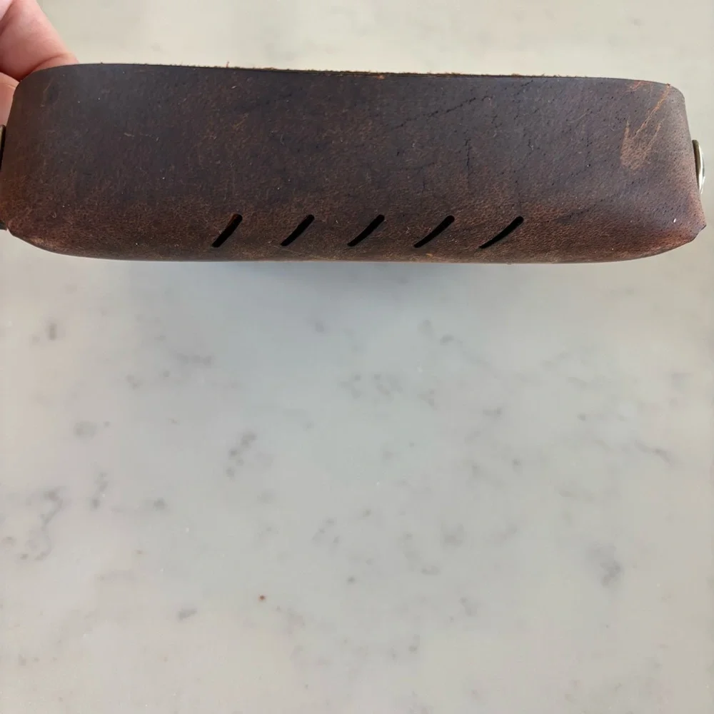 Versa Carry Leather Cathch-all‎ Container